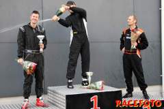 SSK-final på Mantorp Park med Radical & Ginetta.